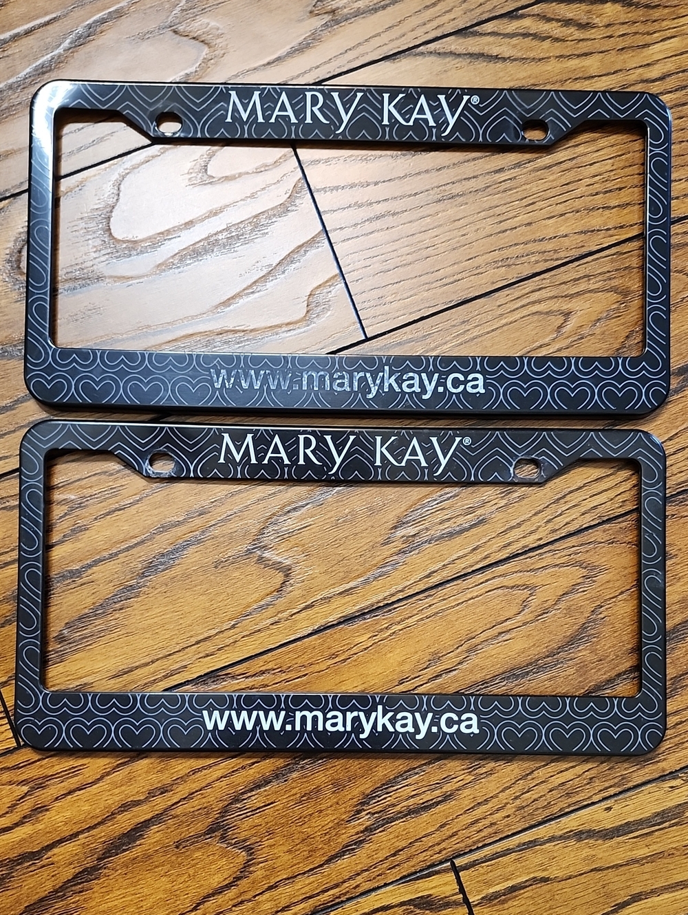 Mary Kay Canada License Plate Frame Set Pair Black Heart Pattern Plastic Vanity